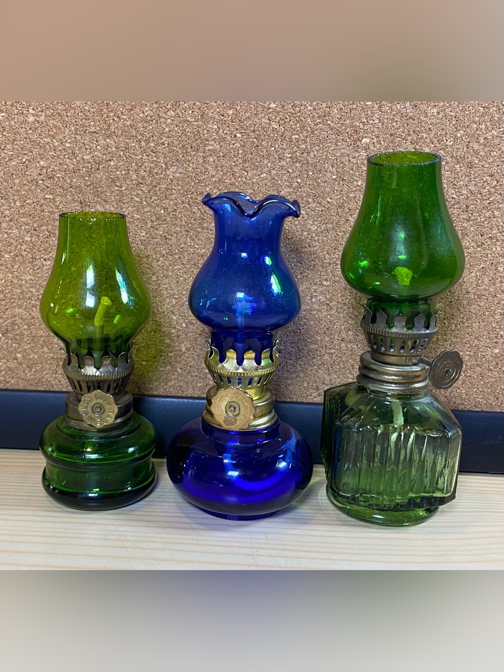Set 3 Vtg Miniature Hong Kong Cobalt Blue Emerald Green Hurricane Oil Lamps 4”
